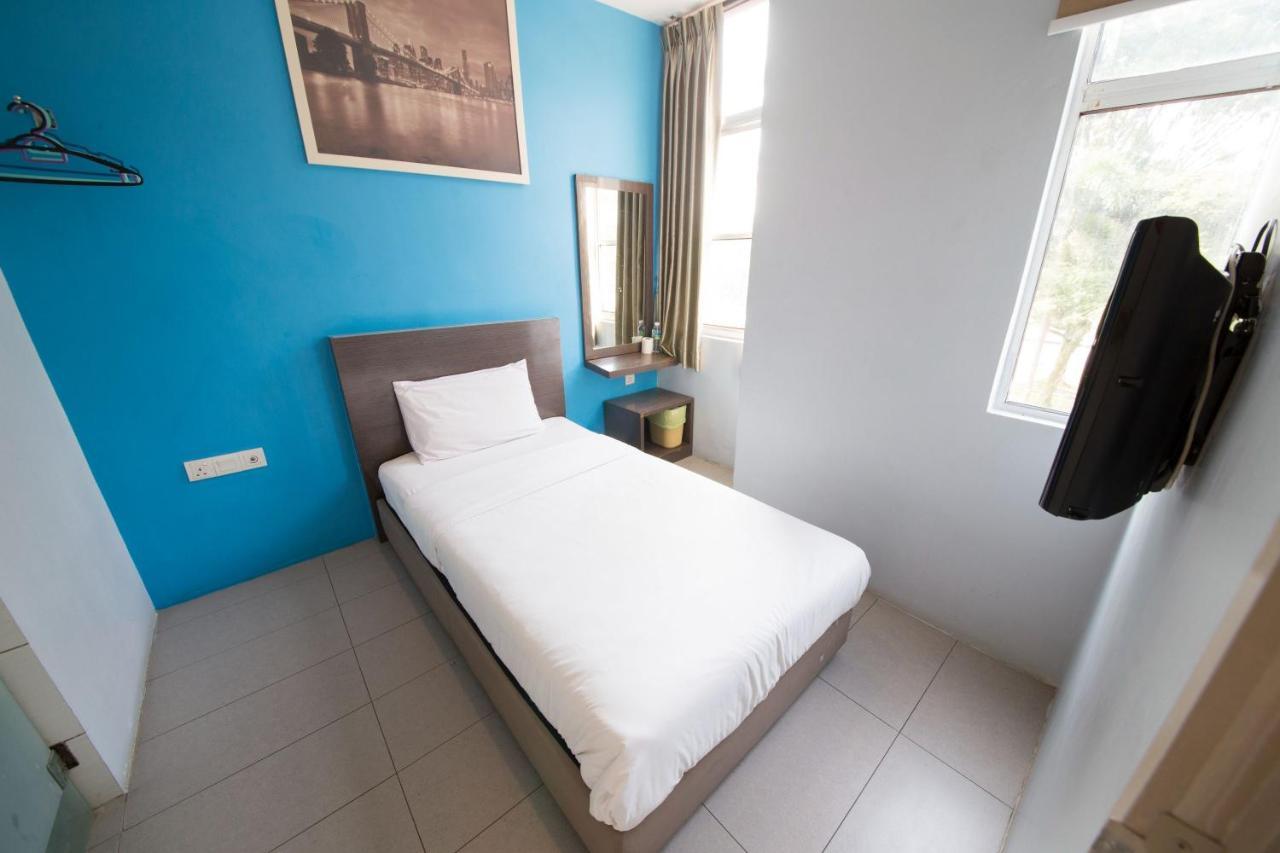 Golden Pearl Hotel Near Universiti Tun Hussein Onn Malaysia Uthm Batu Pahat Zewnętrze zdjęcie