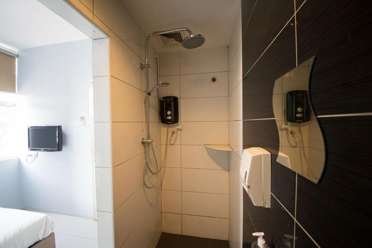 Golden Pearl Hotel Near Universiti Tun Hussein Onn Malaysia Uthm Batu Pahat Zewnętrze zdjęcie